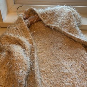 NWOT Cream and Metallic Gold Cardigan Sweater ✨